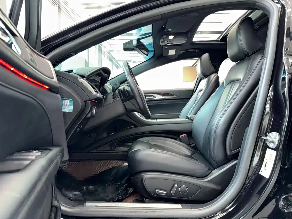 Lincoln MKZ 2.0 T Premium