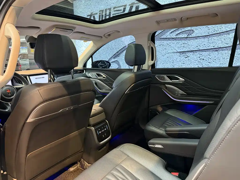 Hongqi HS7 PHEV 2.0 T PHEV 4 WD Flagship Smooth 6-seat
