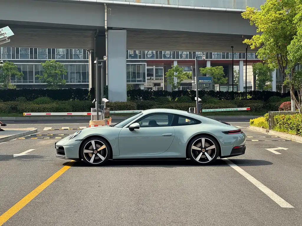 Porsche 911 Carrera 3.0 T