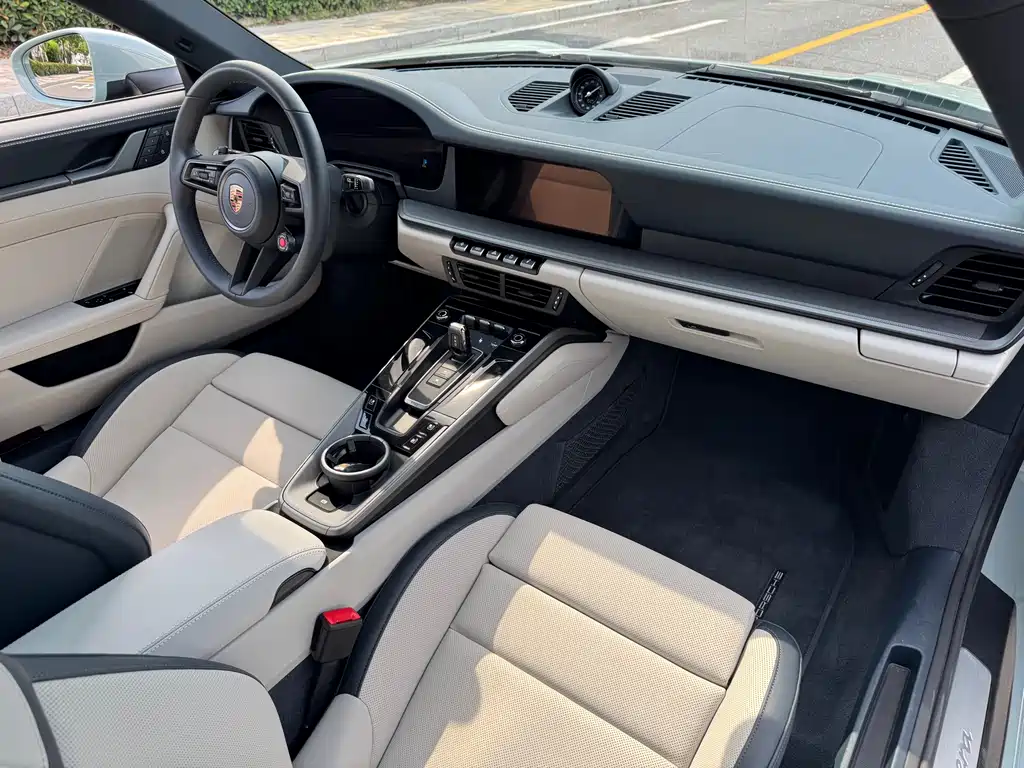 Porsche 911 Carrera 3.0 T