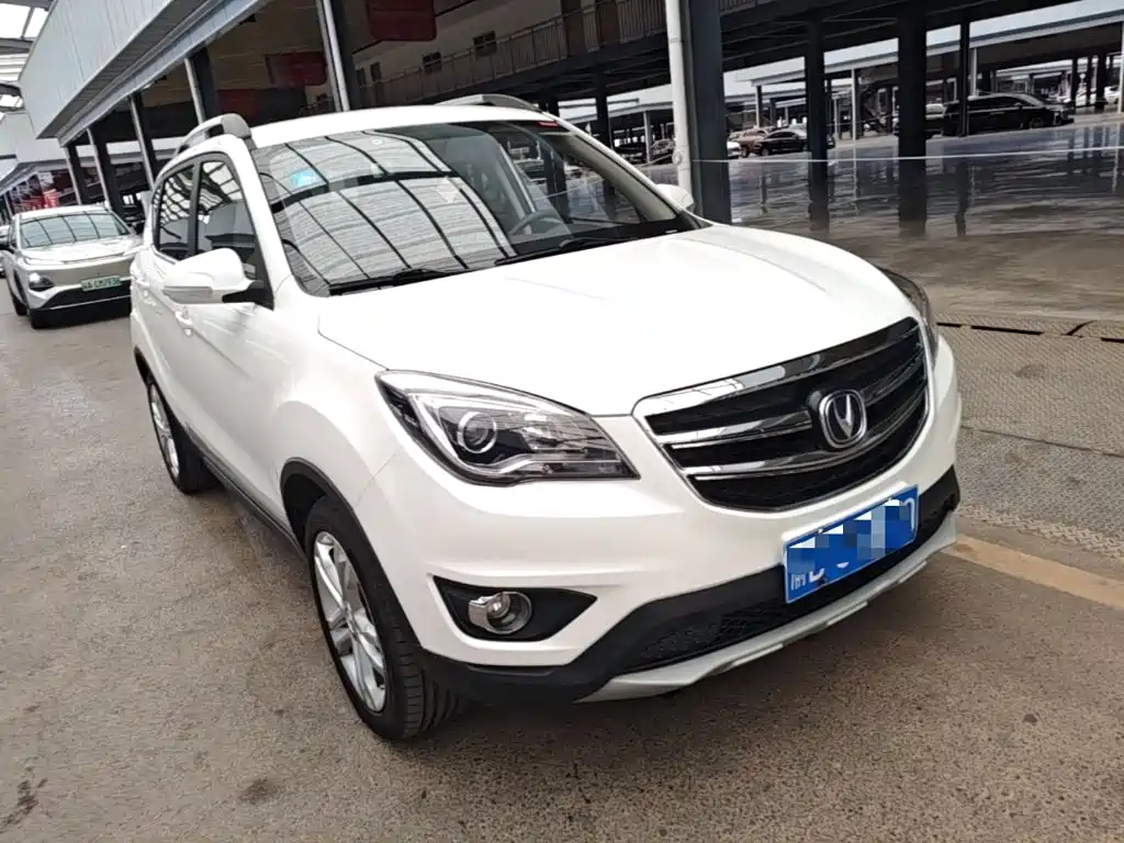 Changan CS35 1.6 L Auto Luxury