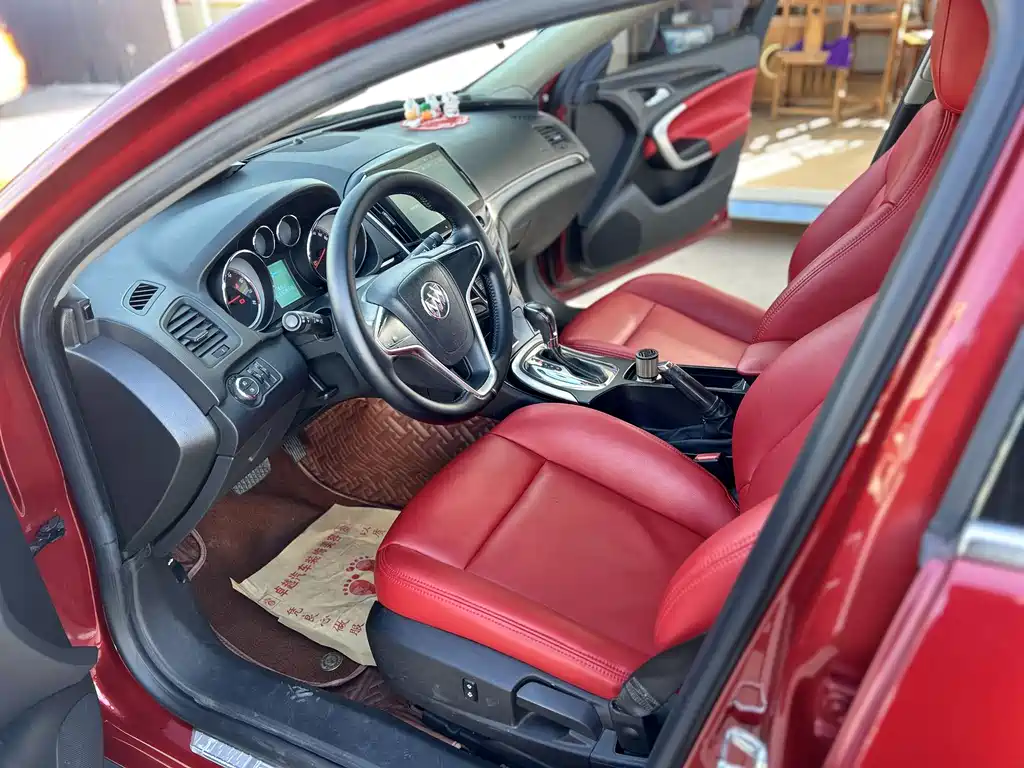 Regal 1.6 T Leading Tech