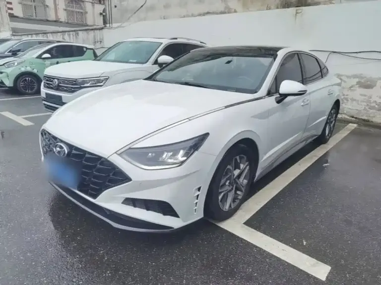 Hyundai Sonata 270 TGDi DCT GLS Elite