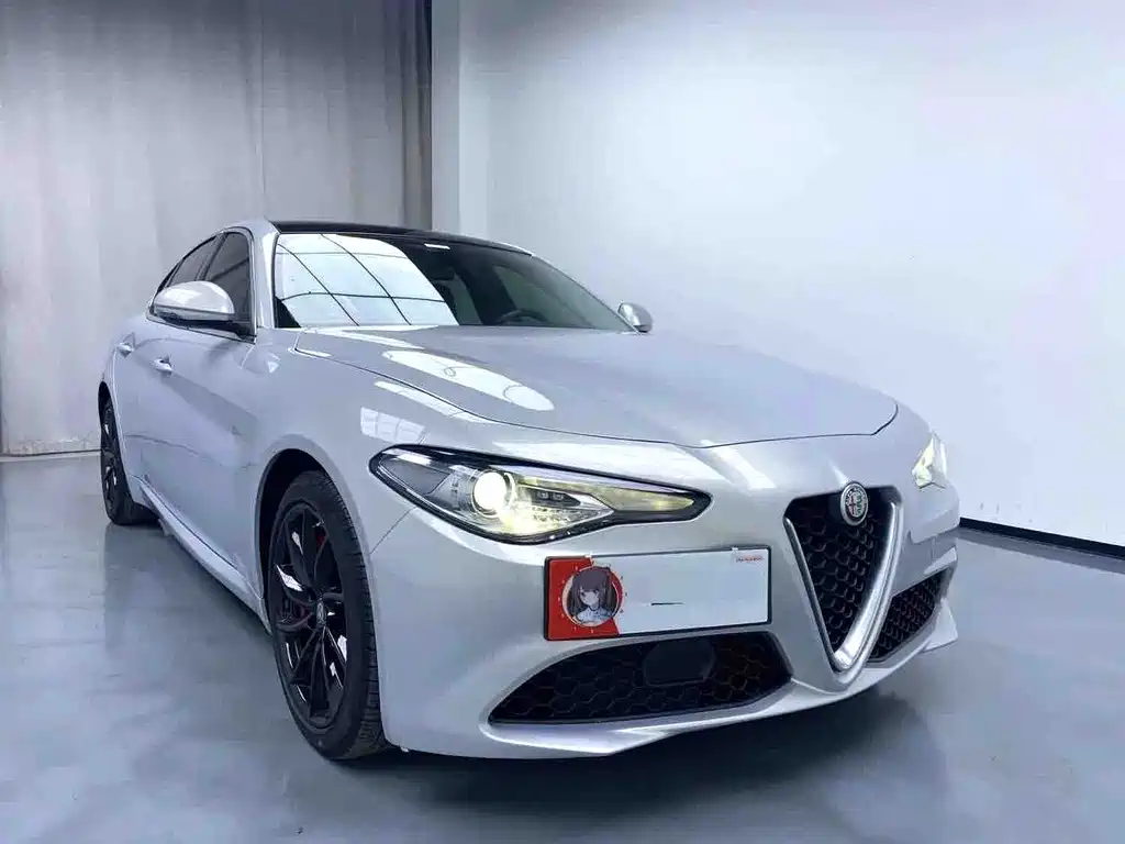 Giulia 2.0 T 280 HP Luxury