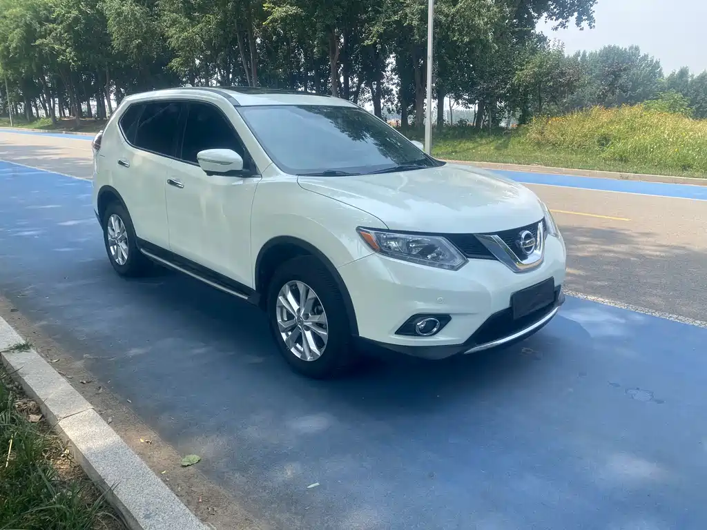 X-Trail 2.0 L CVT Comfort 2 WD