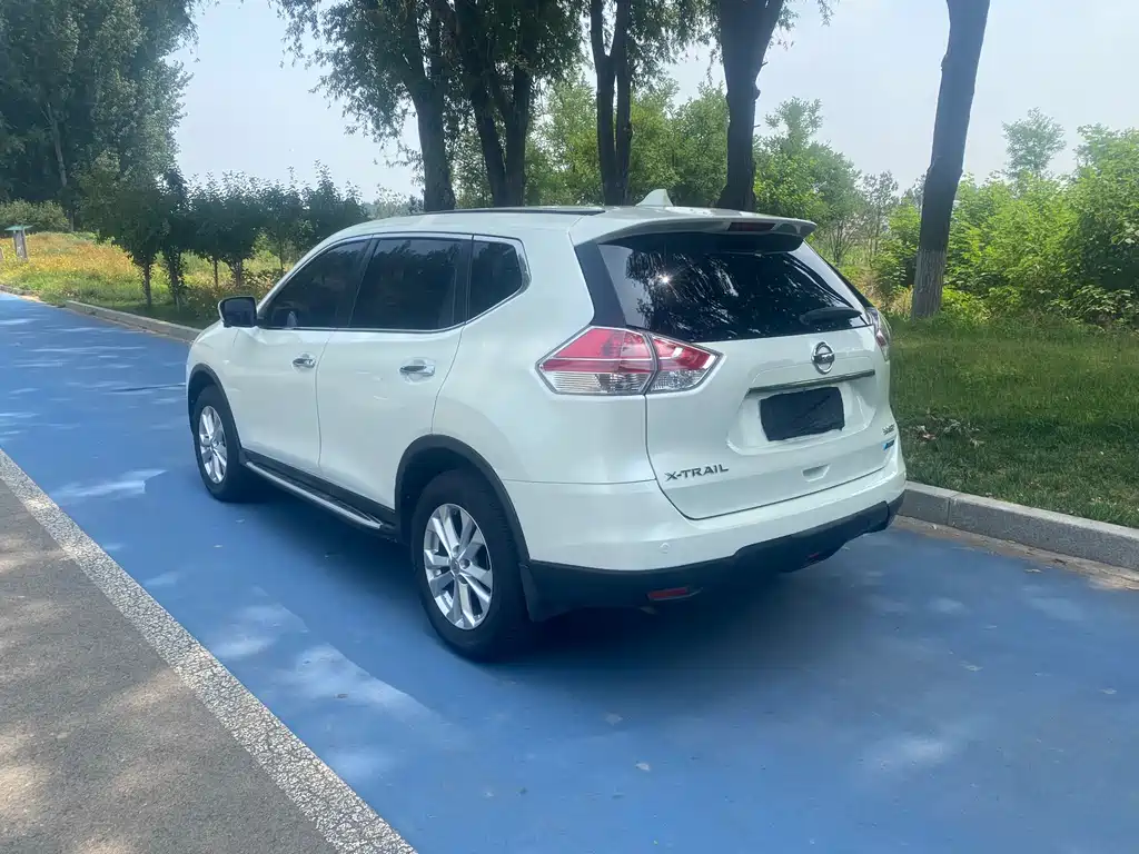 X-Trail 2.0 L CVT Comfort 2 WD