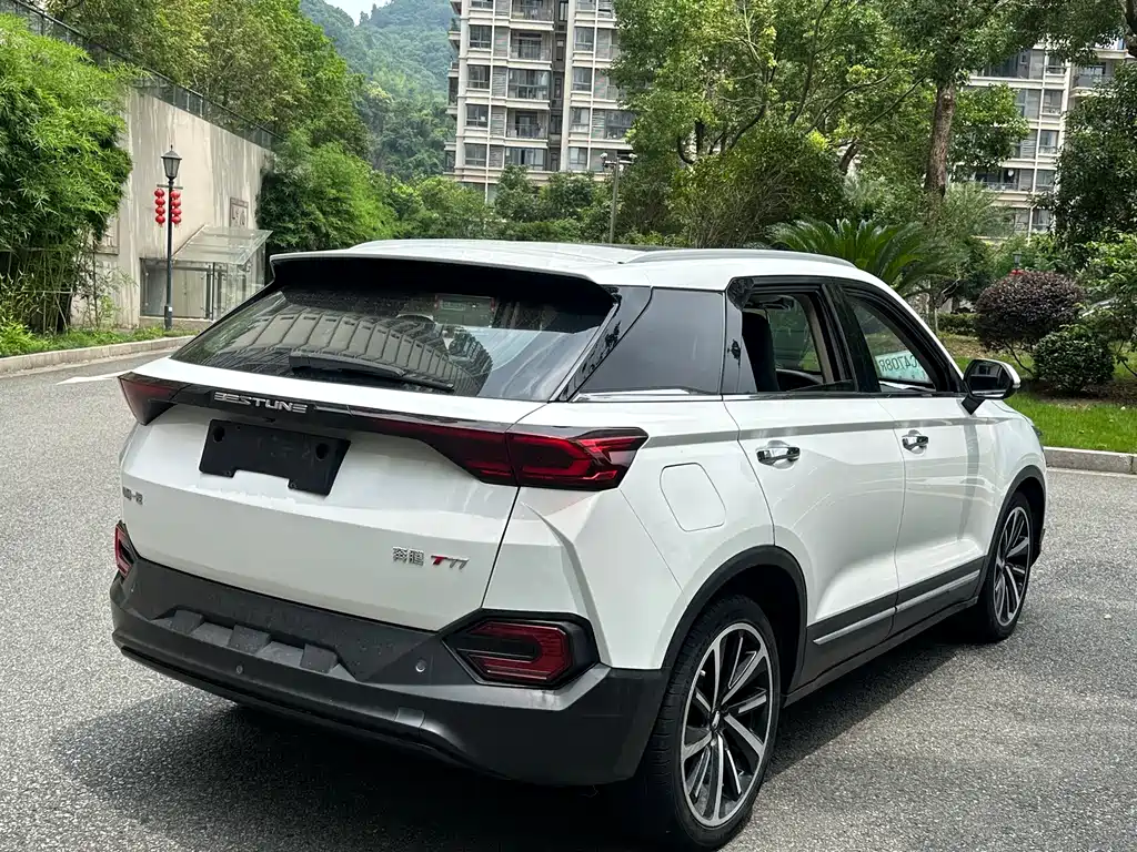 Besturn T77 230 TID Auto Premium CN-V