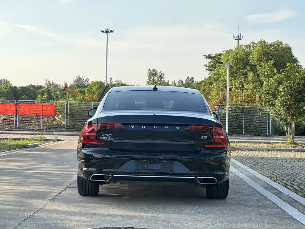 Volvo S90 T5 Smart Ease Luxury