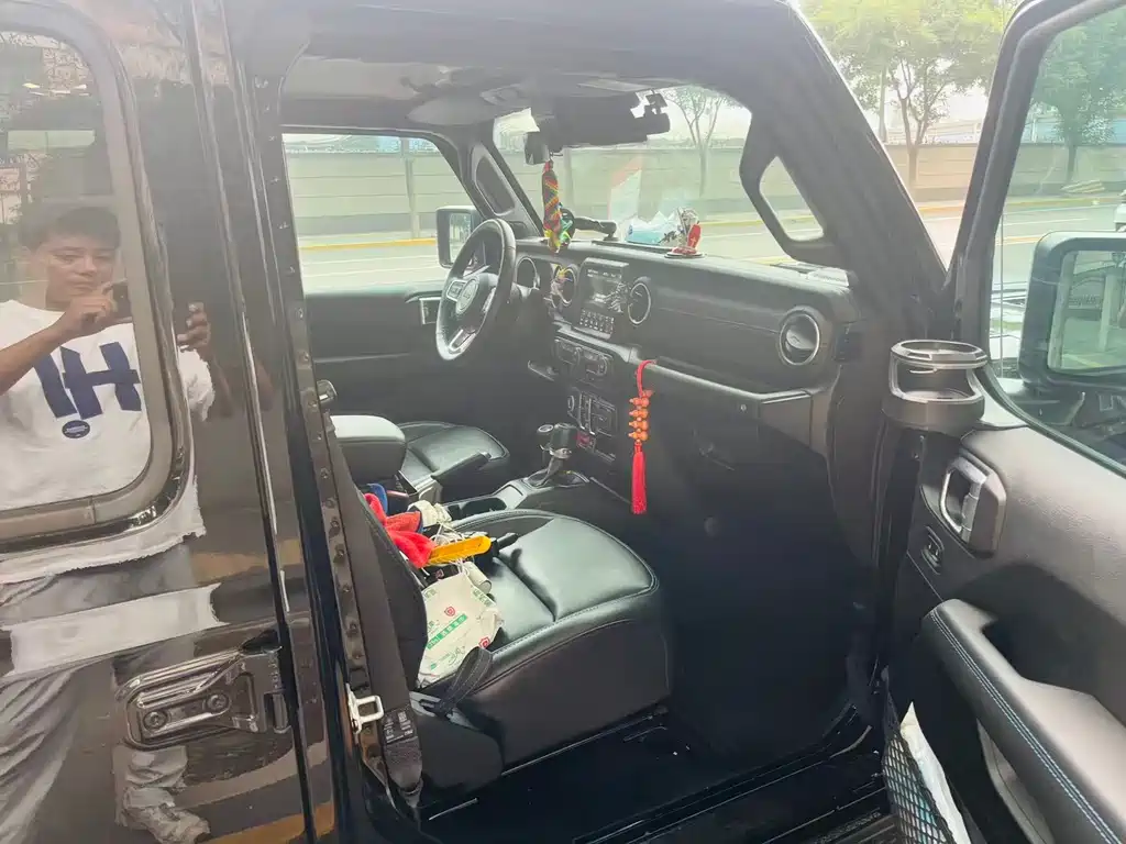 Wrangler NEV 4-door 2.0 T 4 xe Rubicon