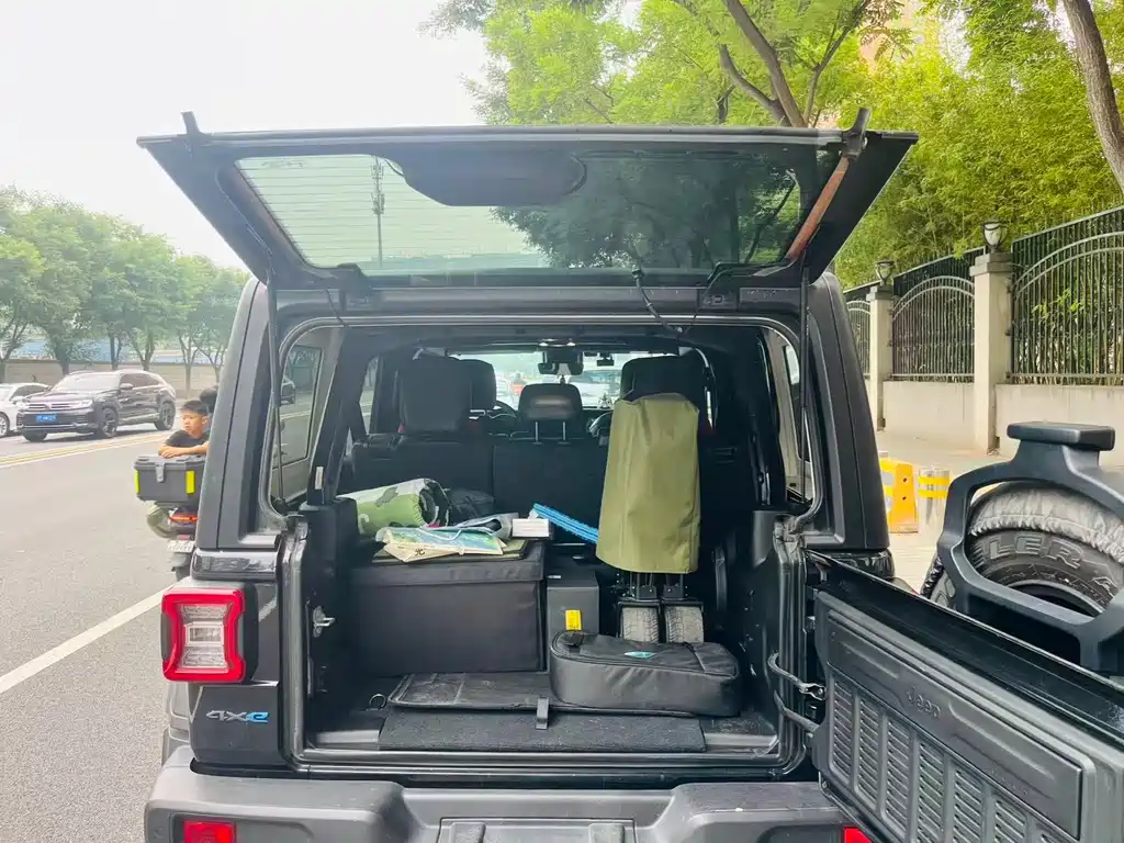 Wrangler NEV 4-door 2.0 T 4 xe Rubicon
