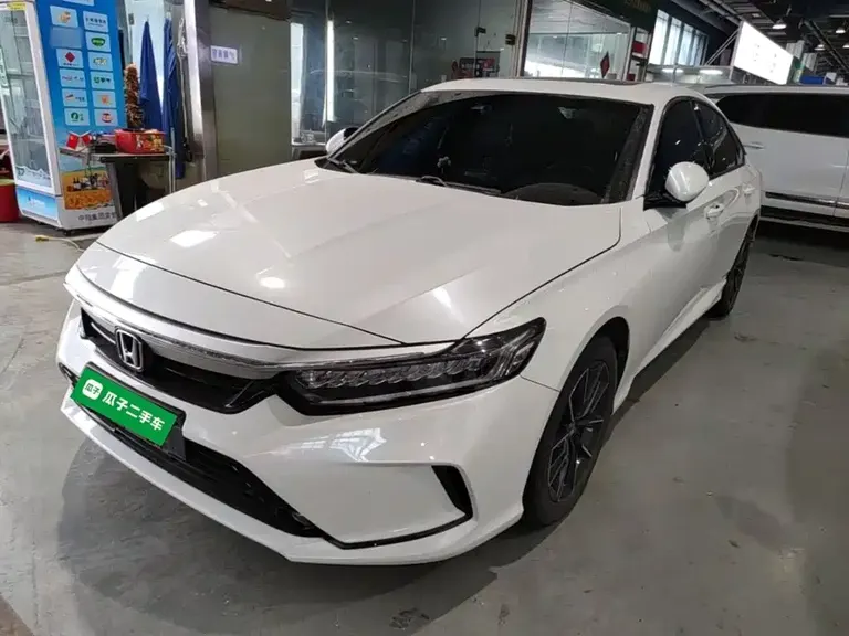 Honda Inspire 260 TURBO Refined