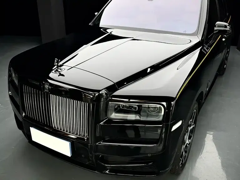 Rolls-Royce Cullinan Black Badge
