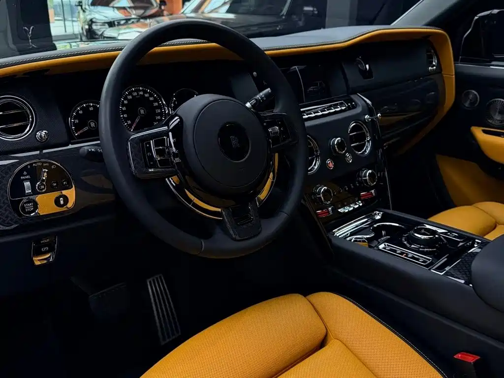 Cullinan Black Badge