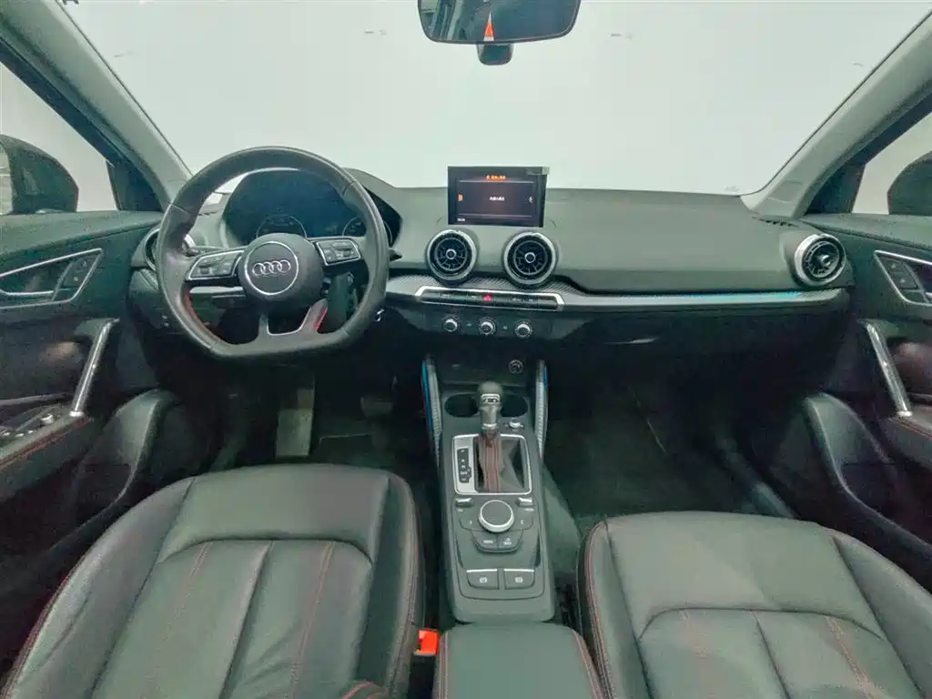 Audi Q2 L 35 TFSI Progressive Dynamic