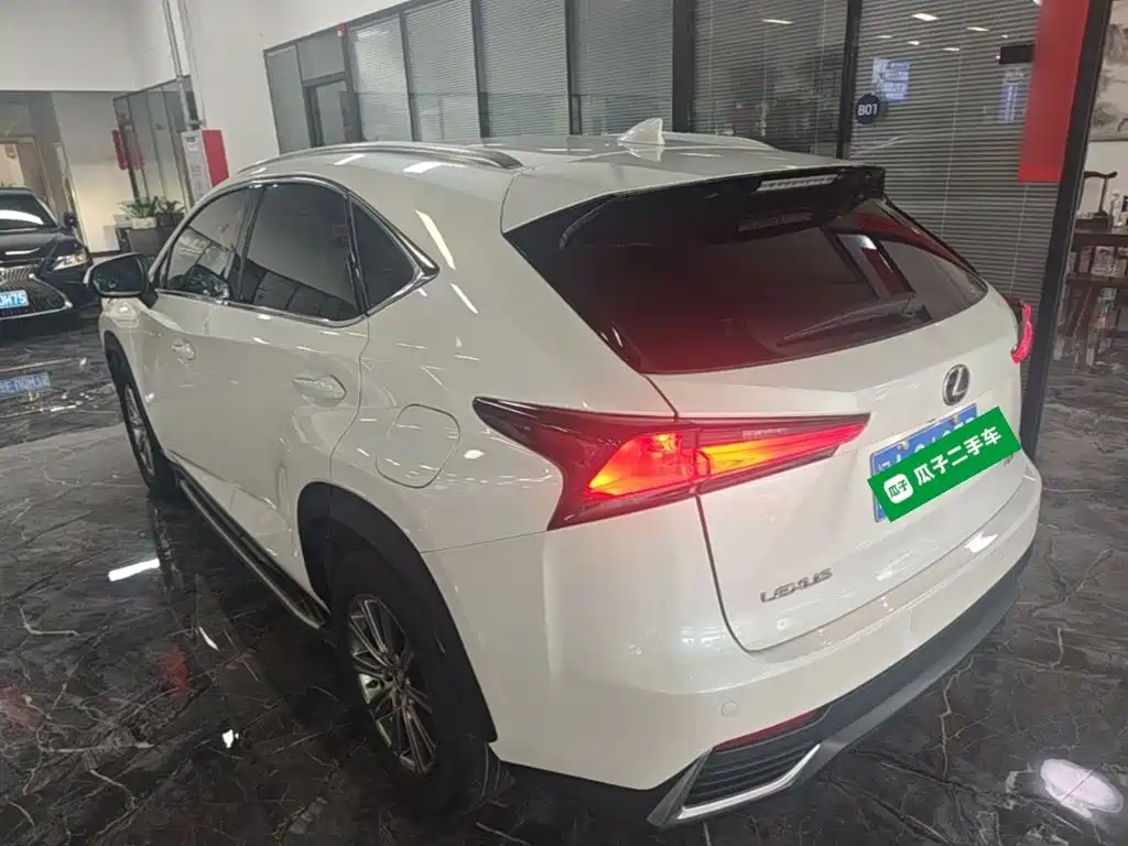 Lexus NX 200 AWD Sharp Style CN-VI