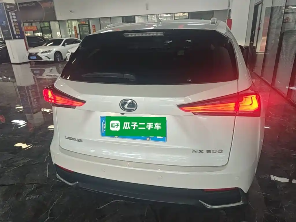 Lexus NX 200 AWD Sharp Style CN-VI