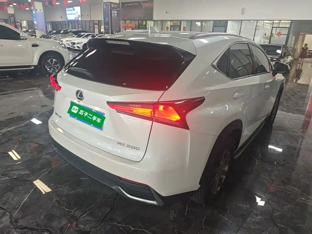 Lexus NX 200 AWD Sharp Style CN-VI