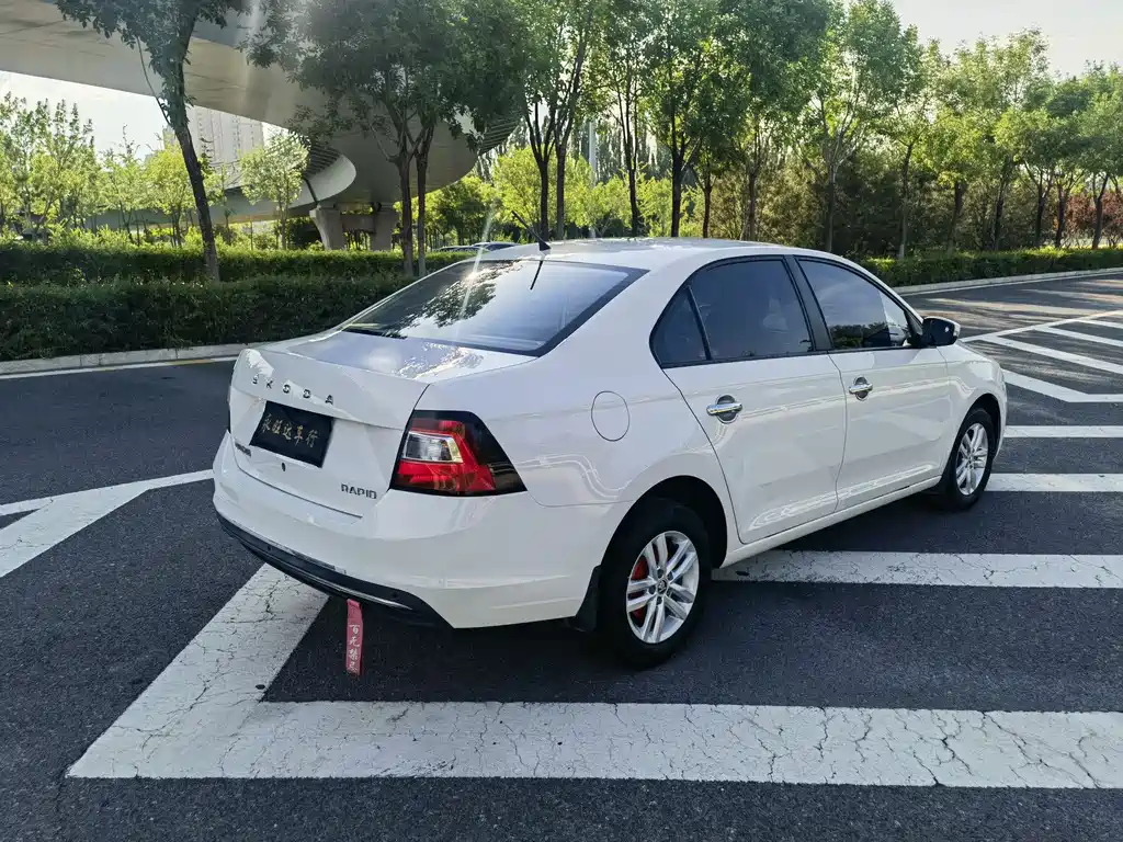 Rapid 昕锐 2019款 1.5 L 自动标准版