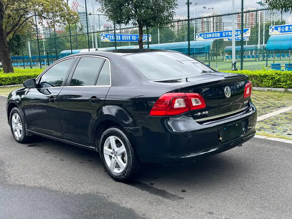 Bora 1.6 L Auto Fashion