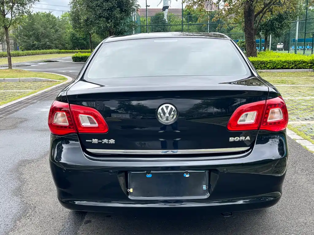 Bora 1.6 L Auto Fashion