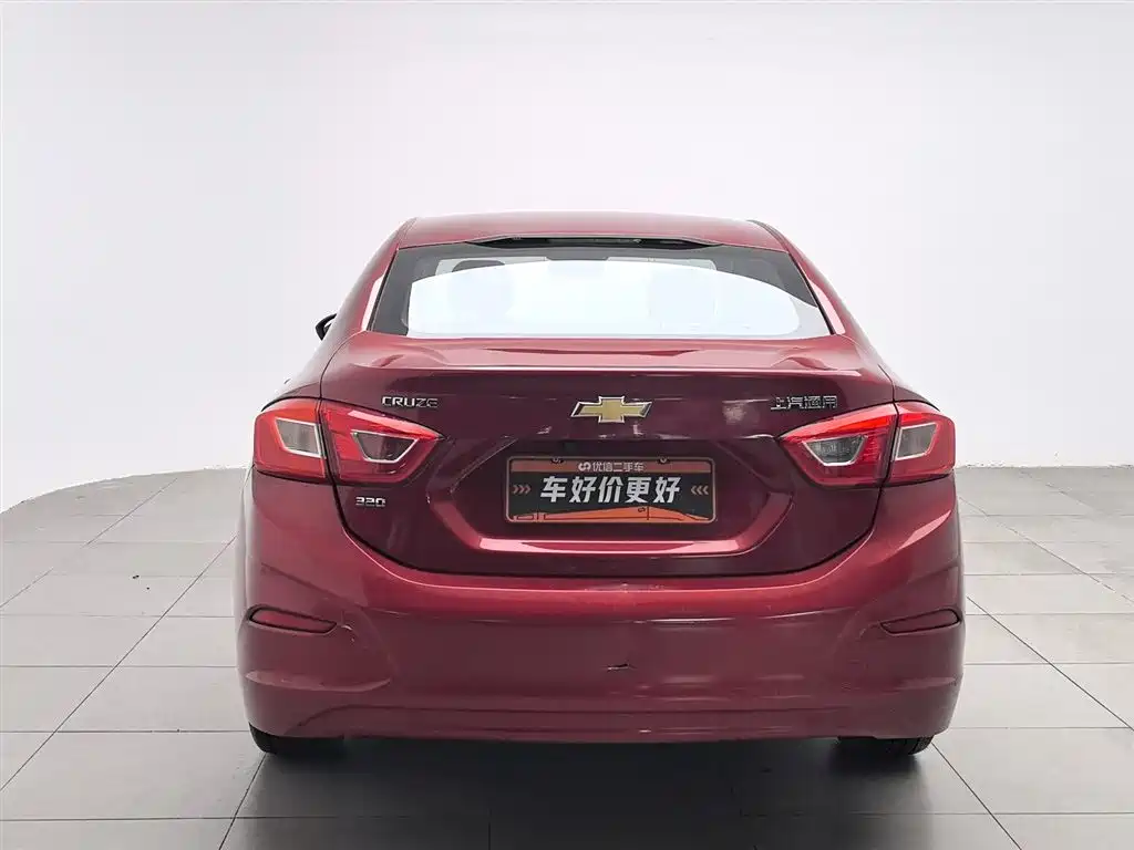 Cruze 320 Auto Pioneer Sunroof