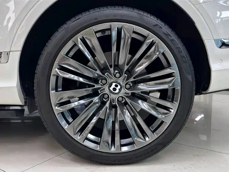 Bentayga 4.0 T V8