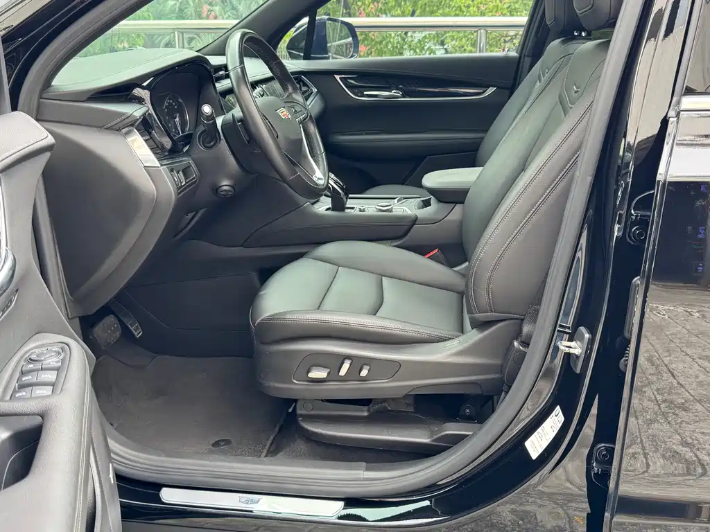 Cadillac XT6 2.0 T 6-seat 2 WD Luxury