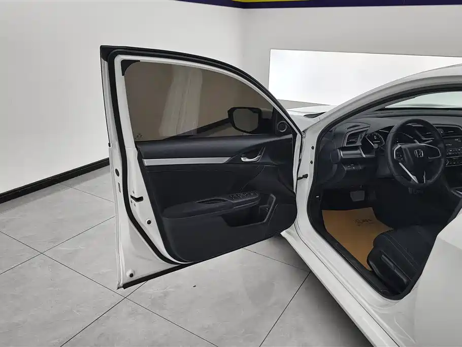 Civic 220 TURBO CVT Power Motion CN-VI