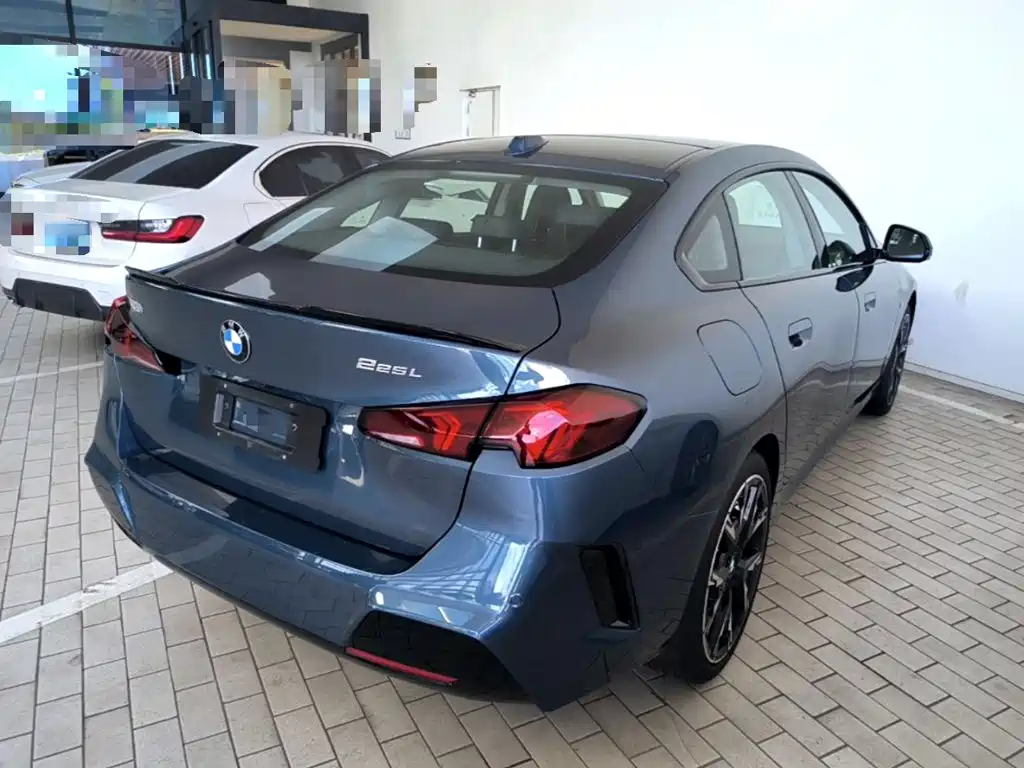 BMW 2 Series 225 L M Sport Night Package