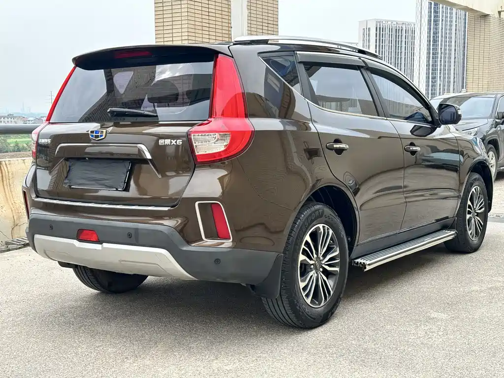 Vision X6 1.8 L Manual Luxury