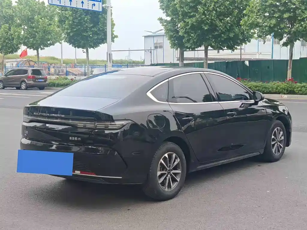 Destroyer 05 Glory DM-i 55 KM Luxury