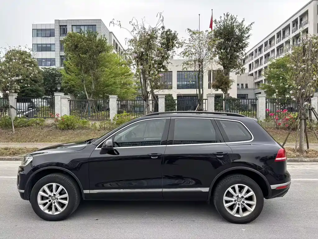 Touareg 3.0 TSI Expand Wild