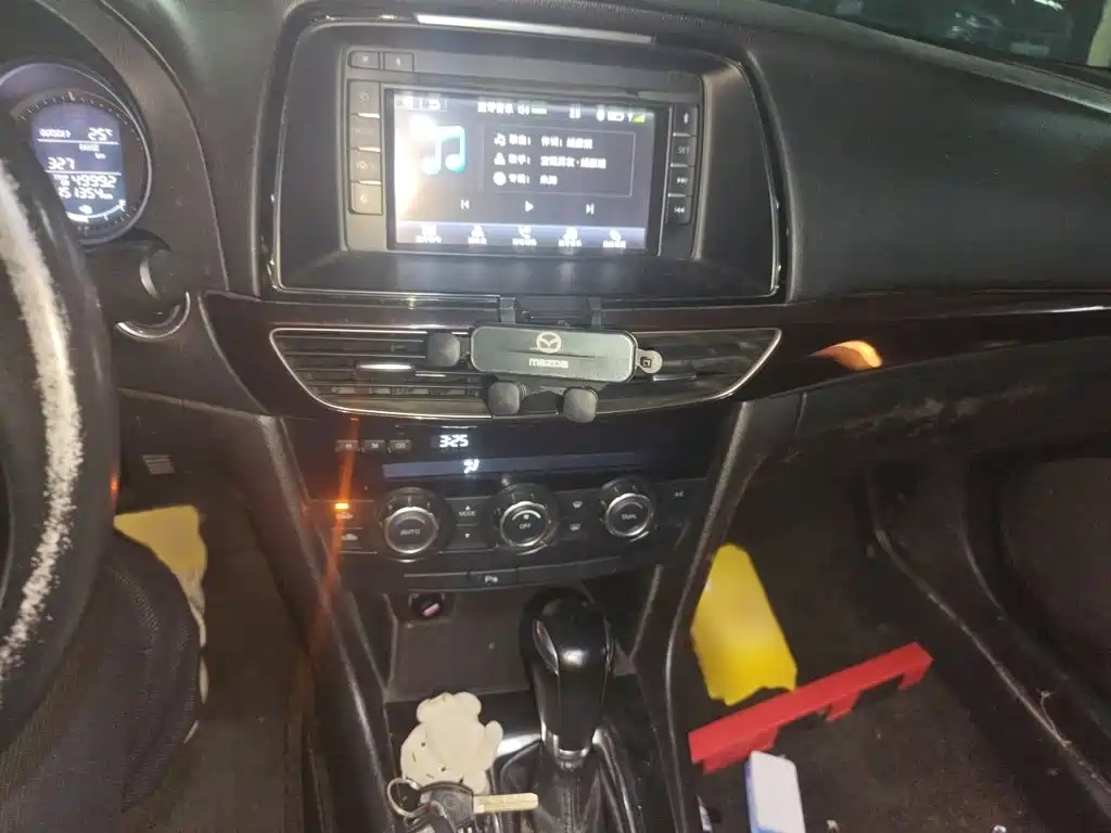 Atenza 2.5 L Blue Sky Sport