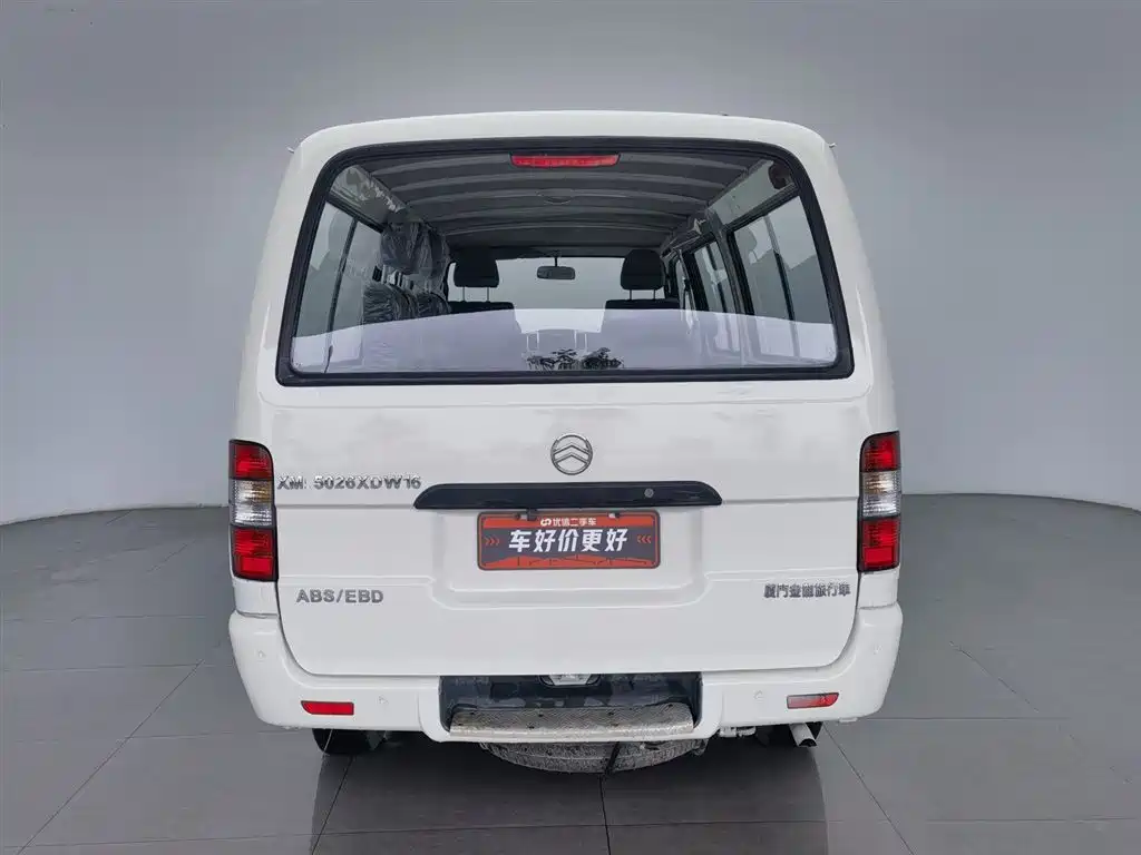 Golden Dragon Hiace 金旅海狮 2020款 1.8 L汽油版长轴低顶LJ4 A18 Q6