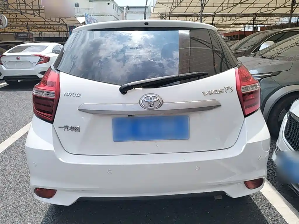 Vios FS 1.5 L CVT Sharp Speed