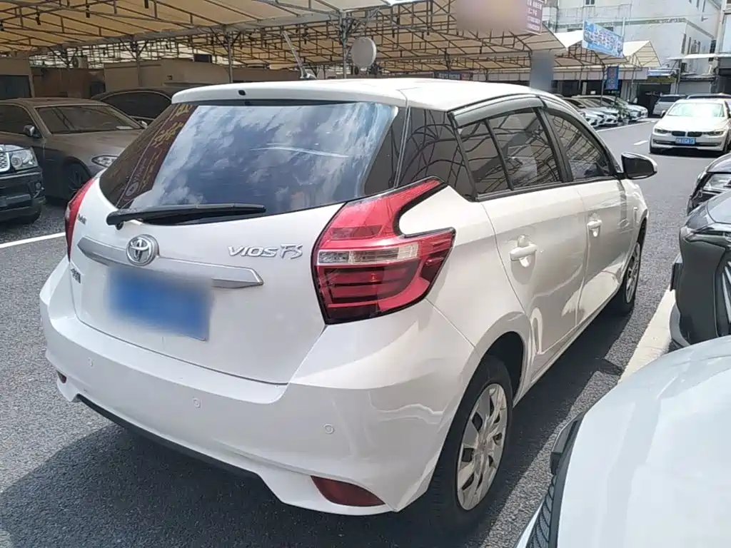Vios FS 1.5 L CVT Sharp Speed