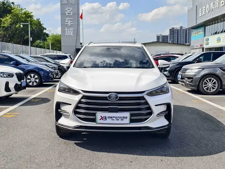 BYD Tang NEV DM-i 112 KM Honored