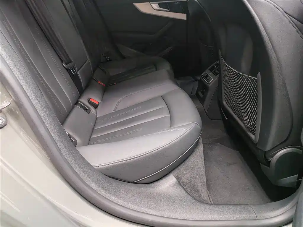 Audi A5 (Import) Sportback 40 TFSI Fashion Dynamic