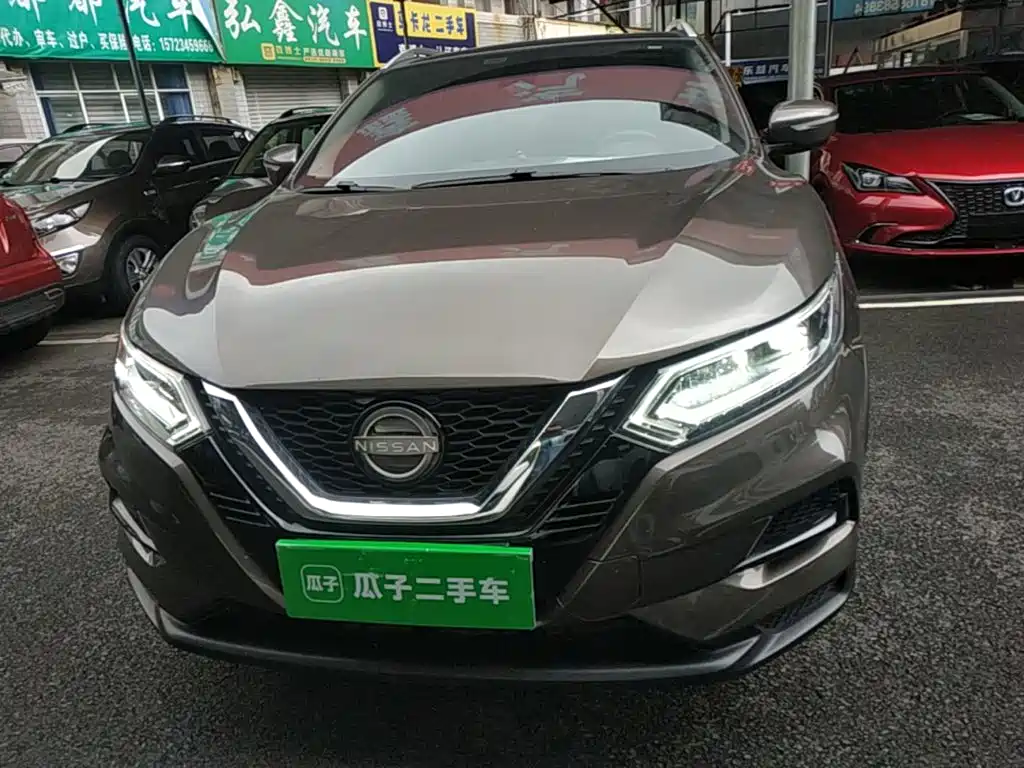 Qashqai Classic 2.0 L CVT XV+ Leading