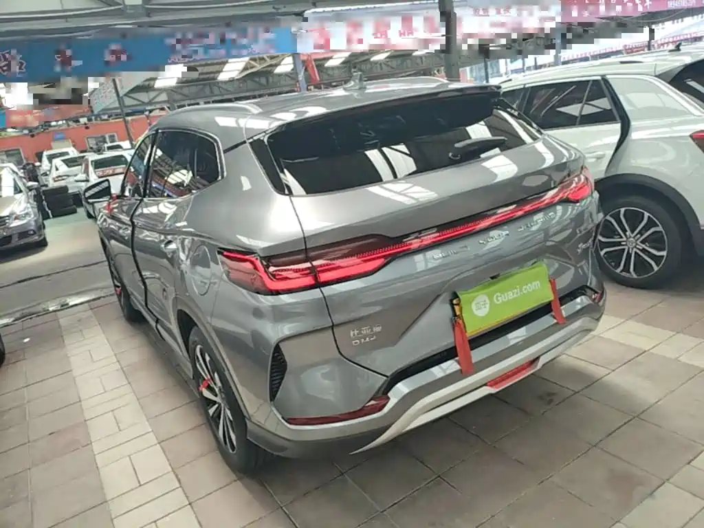 Song PLUS NEV Glory DM-i 110 km Flagship