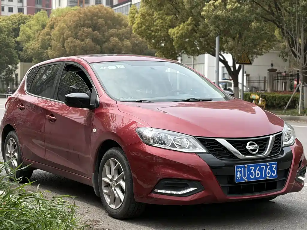 Tiida 1.6 L CVT Cool Motion