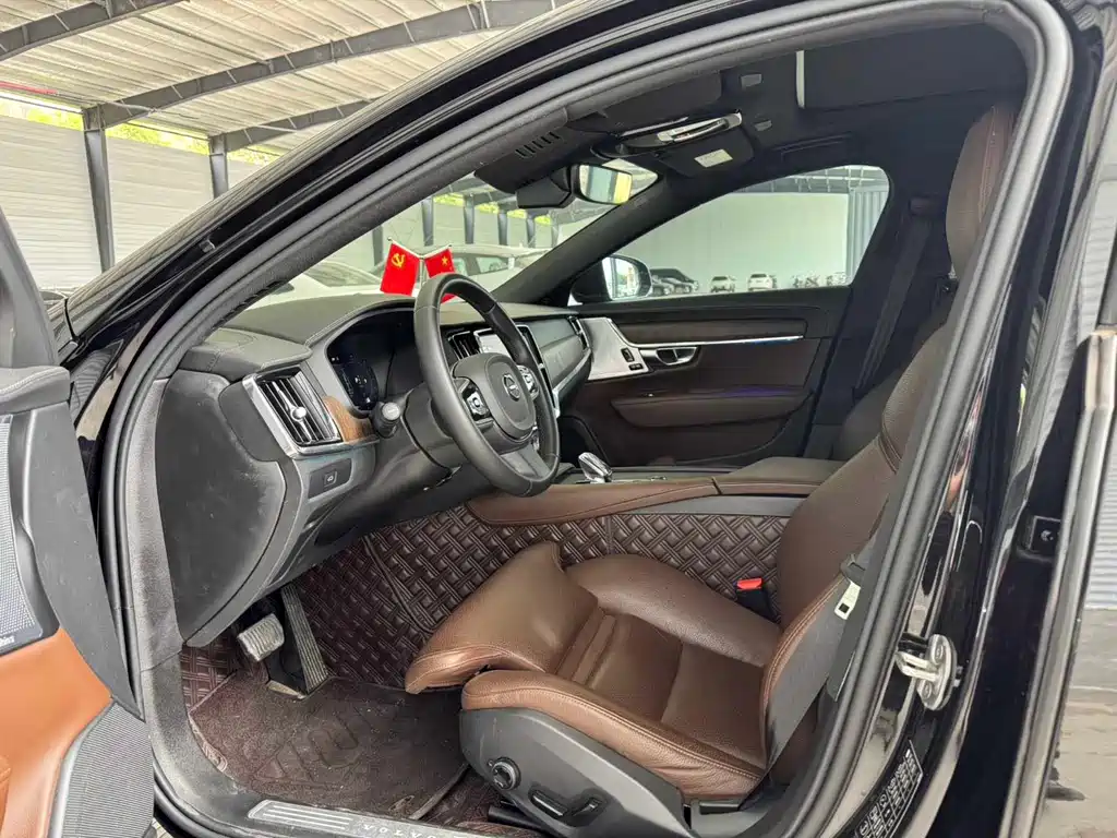 Volvo S90 B5 Smart Vision Luxury
