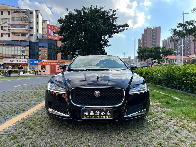 Jaguar XFL XFL 2.0 T 250 PS Premium