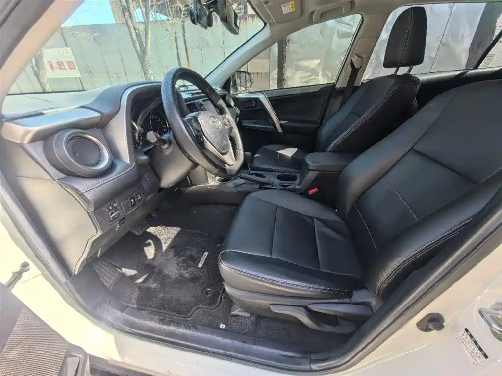 RAV4 2.0 L CVT 2 WD Style X Limited CN-V