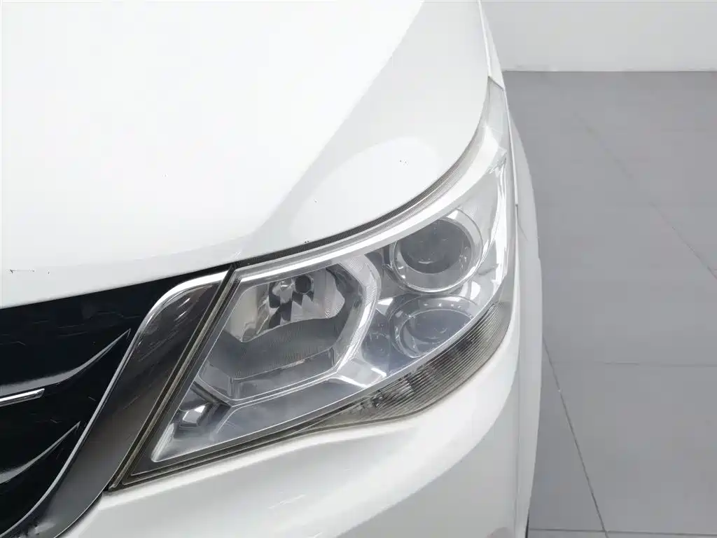 Baojun 730 1.5 T Manual Luxury 7-seat