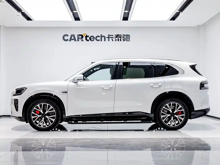 极氪8 X 极氪8 X 2026款 Ultra版 70 kWh