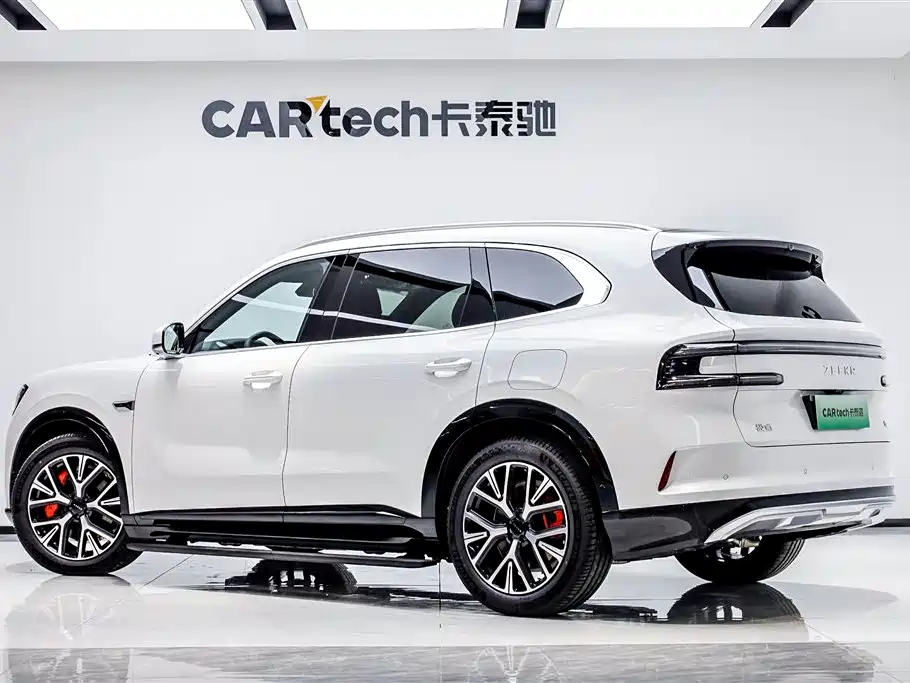 极氪8 X 极氪8 X 2026款 Ultra版 70 kWh