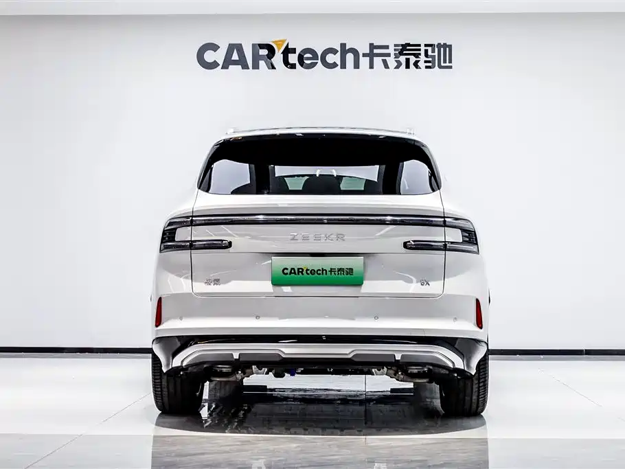 极氪8 X 极氪8 X 2026款 Ultra版 70 kWh