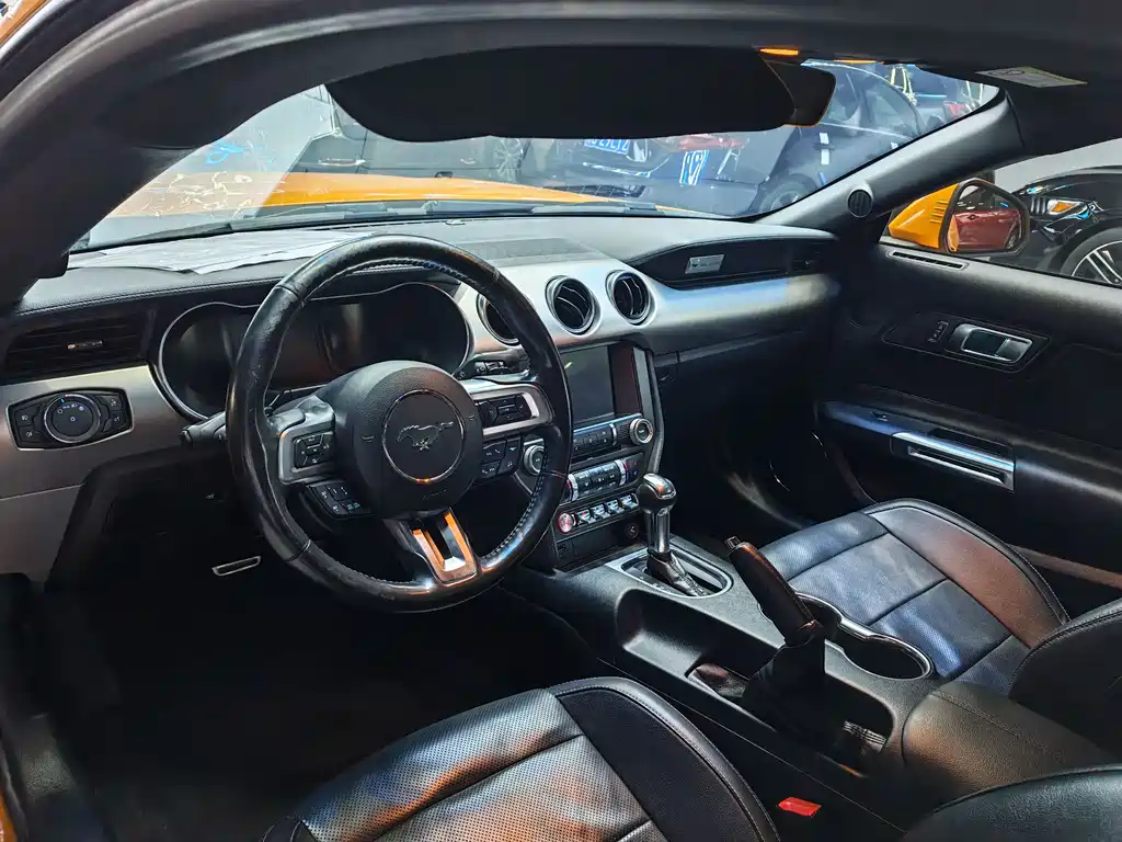 Mustang 2.3 L EcoBoost Performance Reinforced