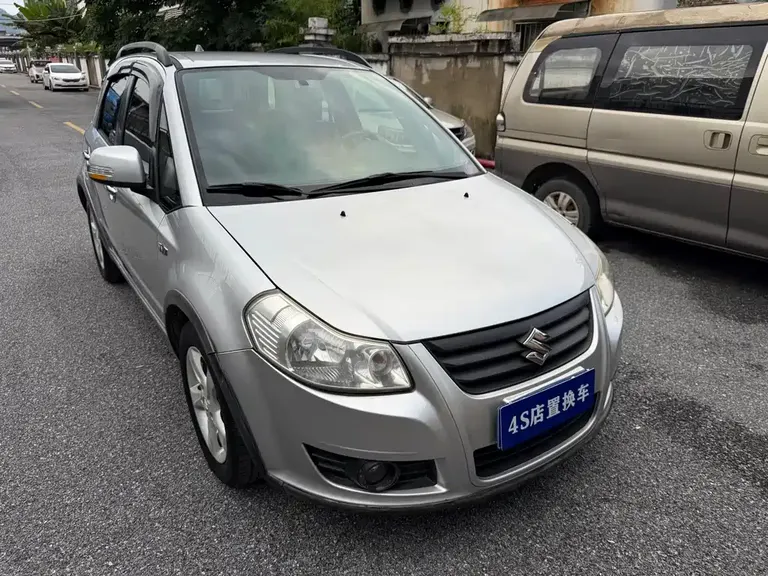 Suzuki SX4 1.6 L Manual Cool Sharp